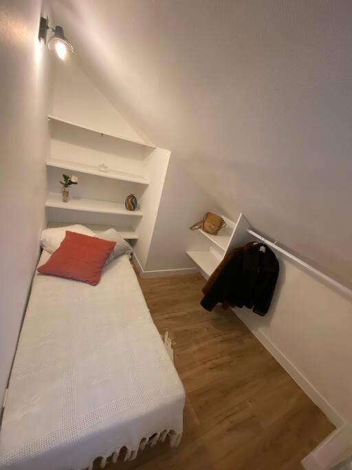 Ferienwohnung La Mansarde Lcd Pontoise Exterior foto